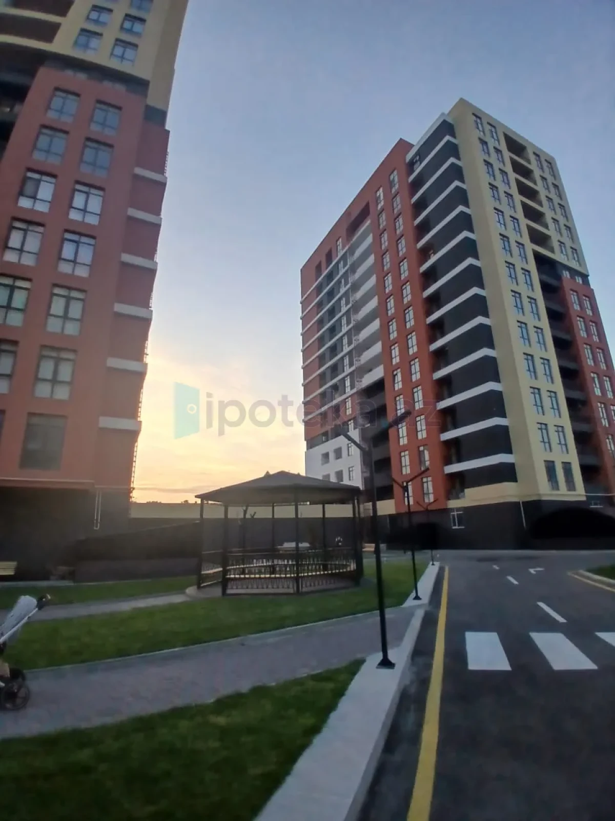 Satılır 2 otaqlı yeni tikili 85 m²