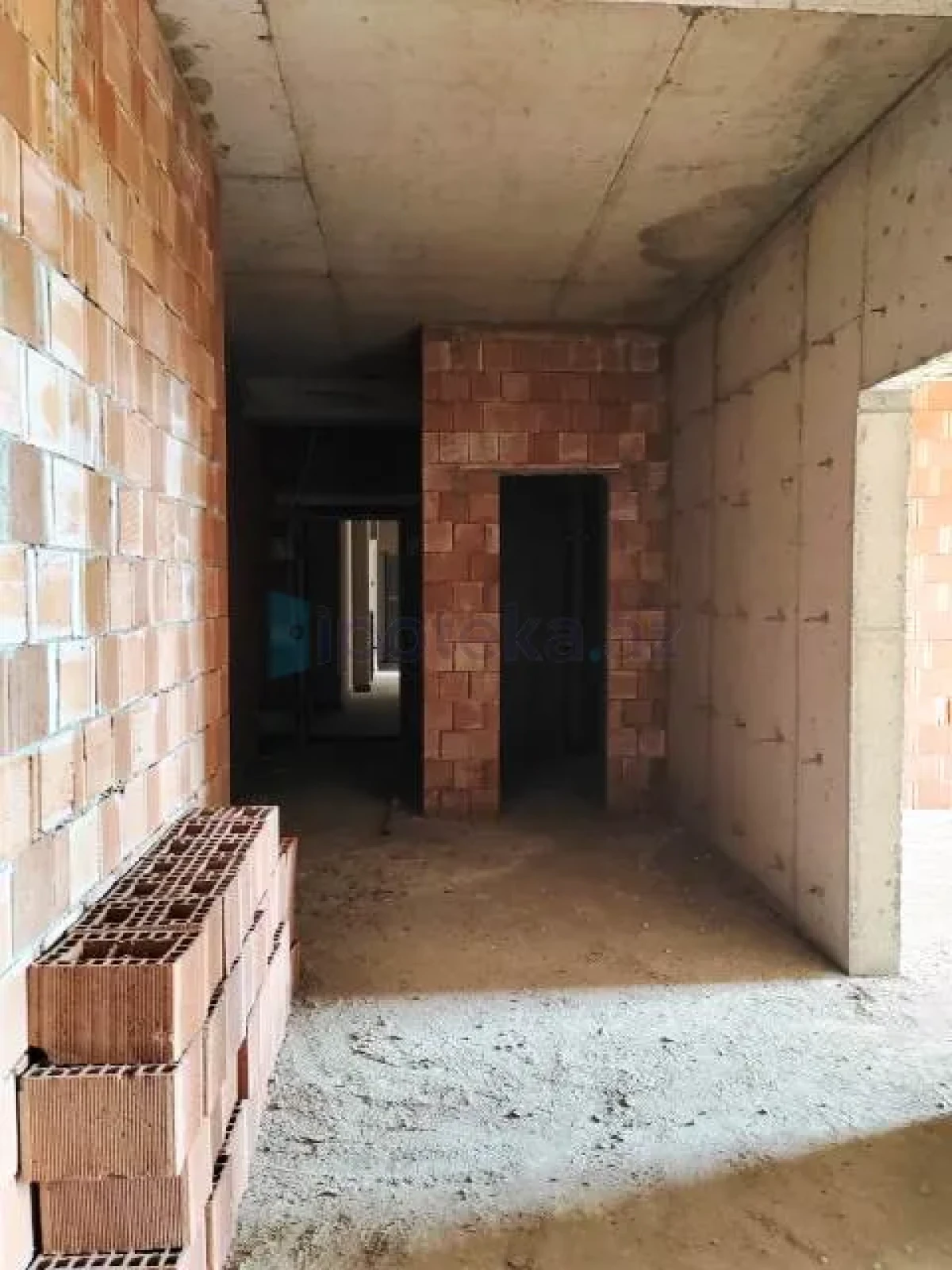 Satılır 4 otaqlı yeni tikili 143 m²