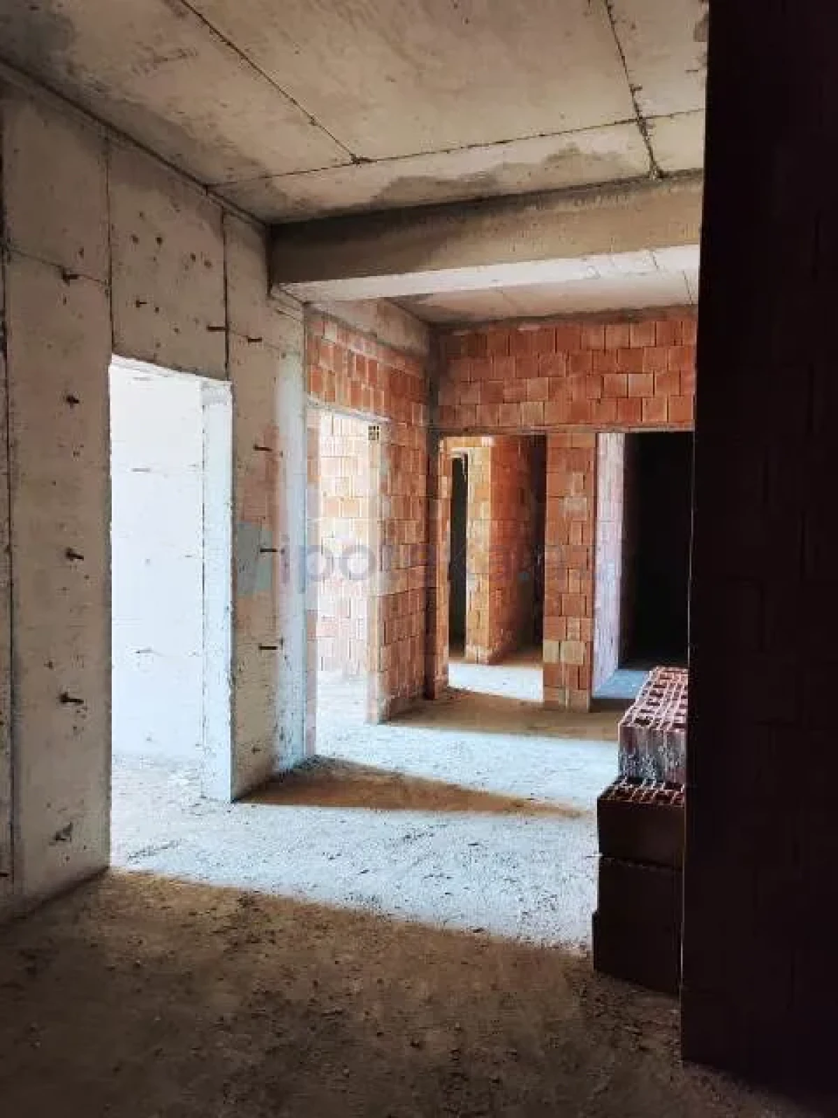 Satılır 4 otaqlı yeni tikili 143 m²