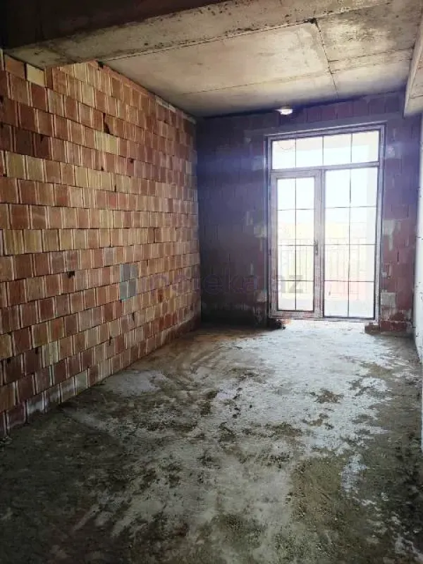 Satılır 4 otaqlı yeni tikili 143 m²