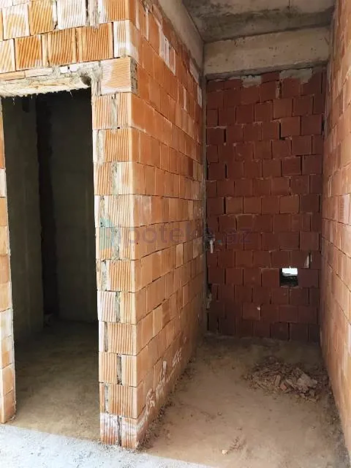 Satılır 4 otaqlı yeni tikili 143 m²