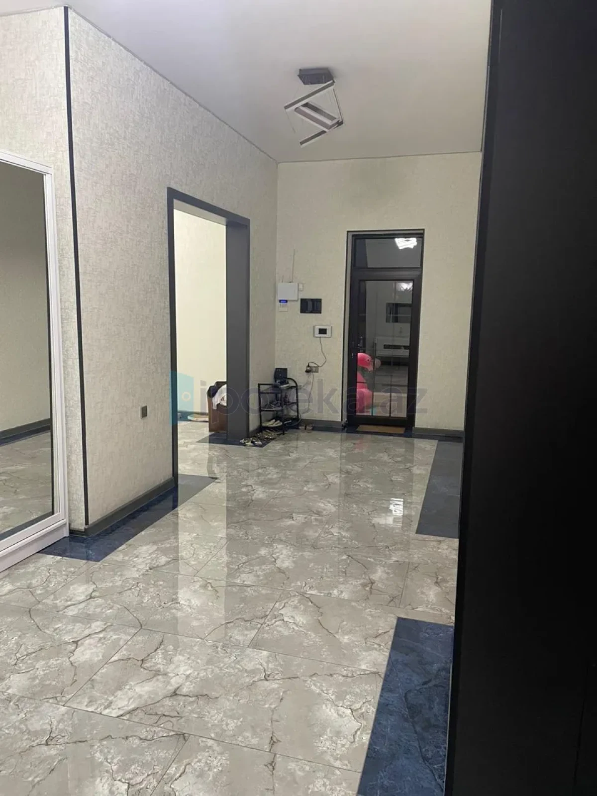 Satılır 5 otaqlı həyət evi 171 m²