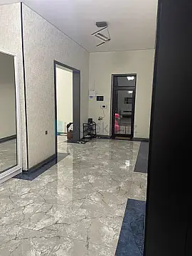 Satılır 5 otaqlı həyət evi 171 m²