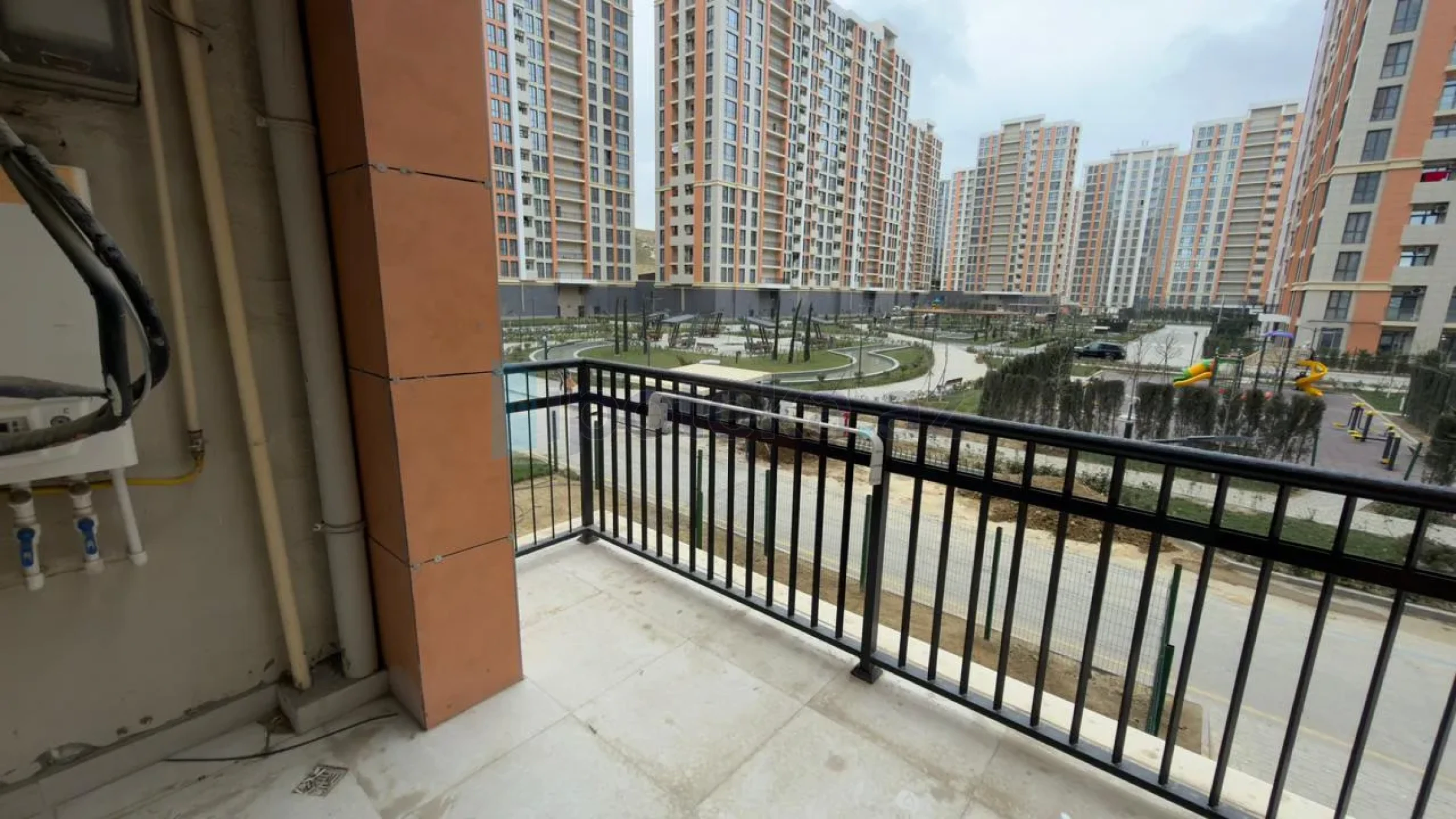 Satılır 2 otaqlı yeni tikili 54 m²