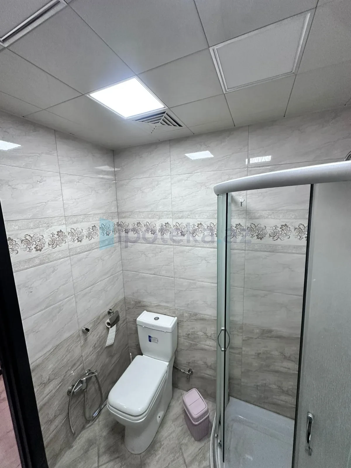 Satılır 3 otaqlı yeni tikili 94 m²