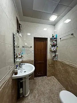Satılır 3 otaqlı köhnə tikili 55 m²