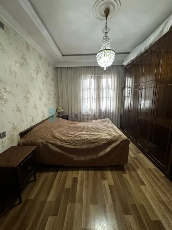 Satılır 3 otaqlı köhnə tikili 55 m²