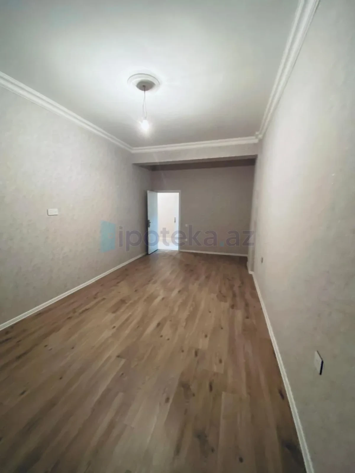 Satılır 2 otaqlı yeni tikili 74 m²