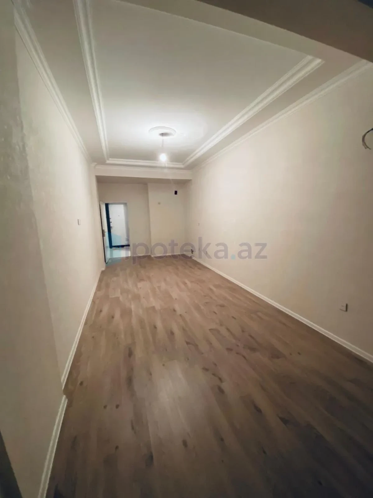 Satılır 2 otaqlı yeni tikili 74 m²