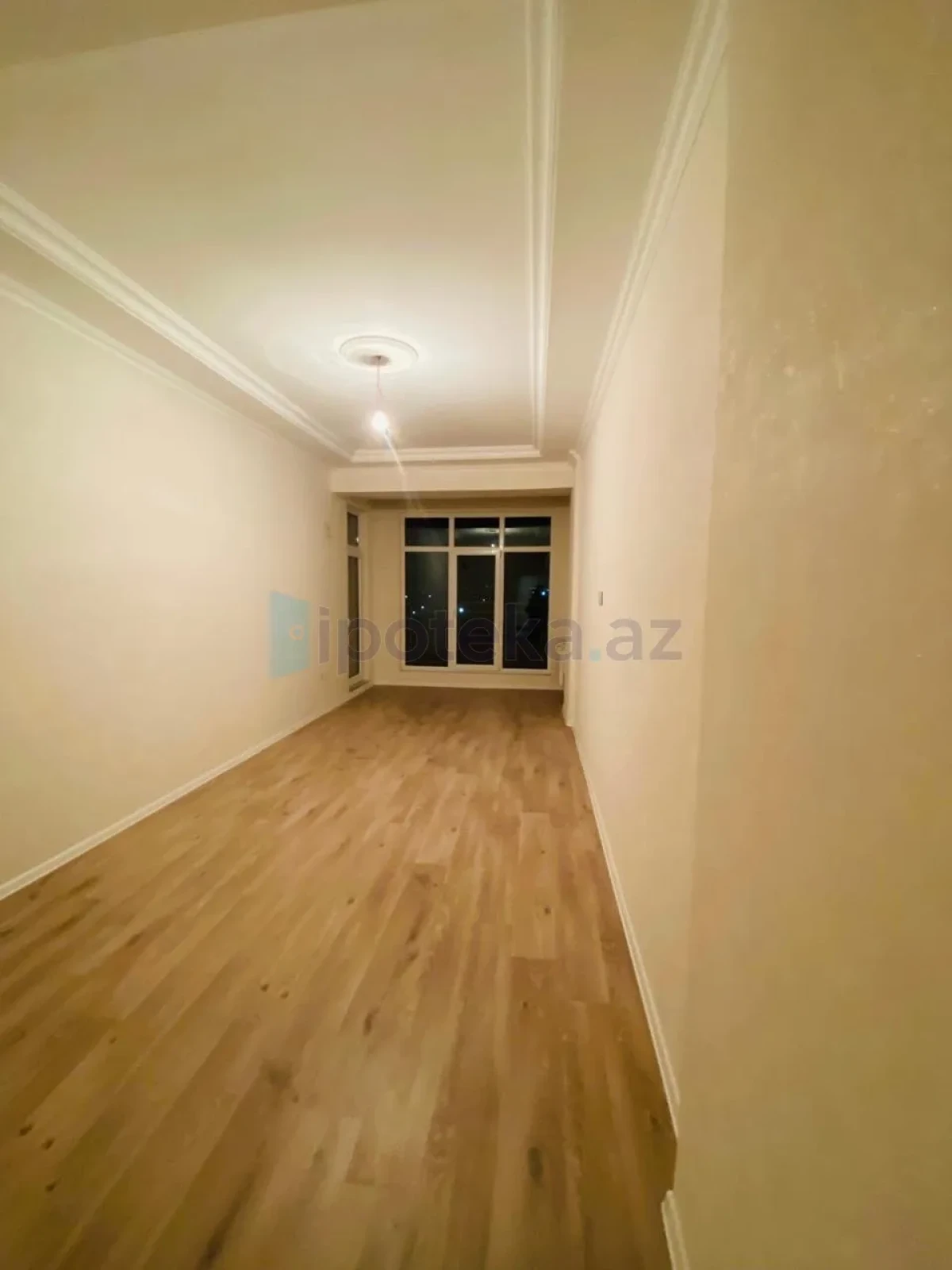 Satılır 2 otaqlı yeni tikili 74 m²