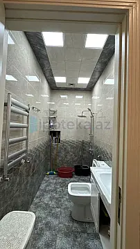 Satılır 2 otaqlı yeni tikili 68 m²