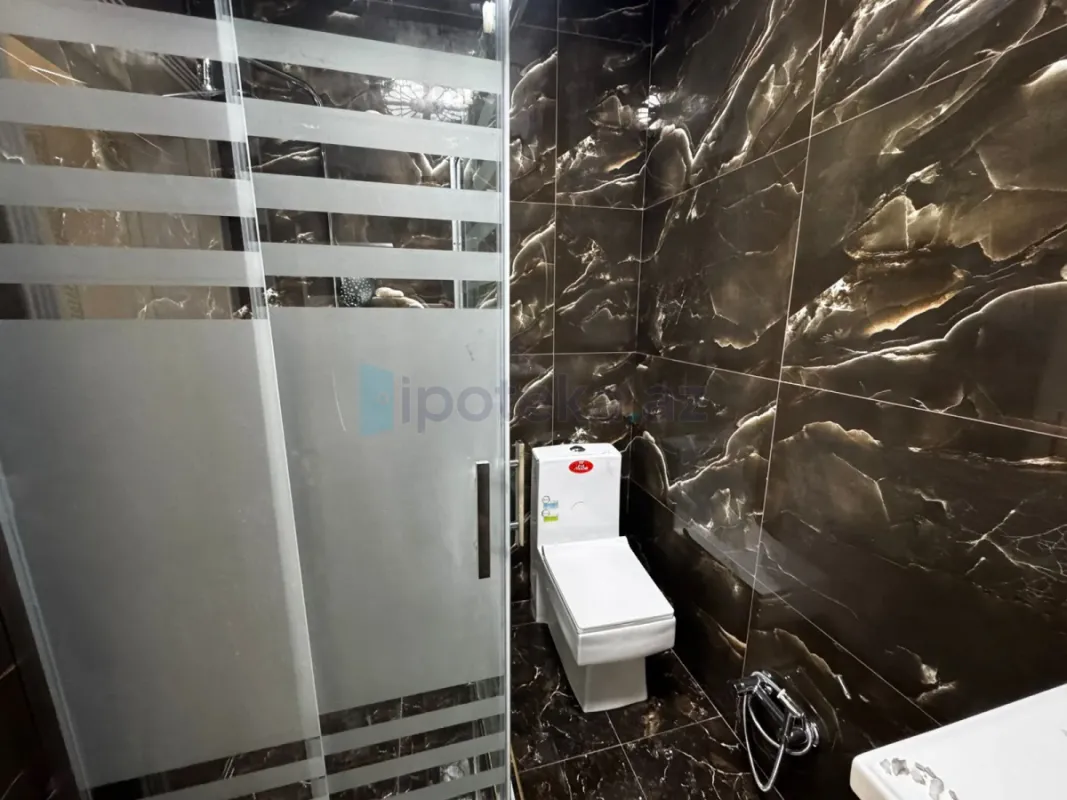 Satılır 2 otaqlı yeni tikili 85 m²