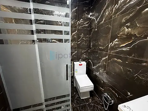 Satılır 2 otaqlı yeni tikili 85 m²