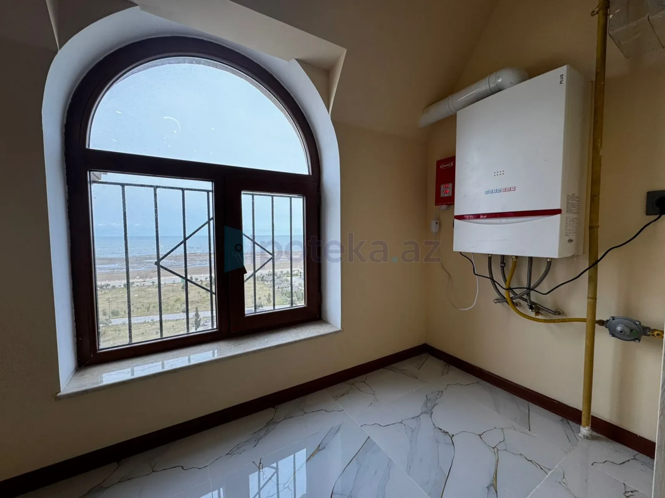 Satılır 2 otaqlı yeni tikili 85 m²