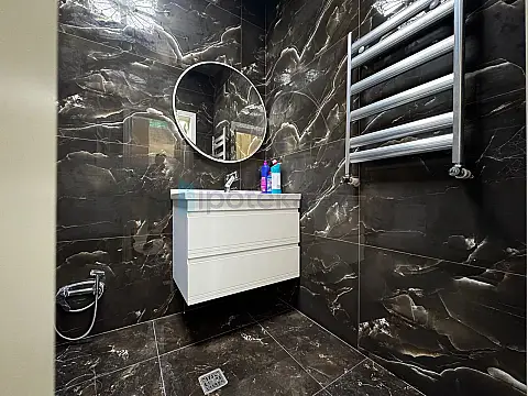 Satılır 2 otaqlı yeni tikili 85 m²