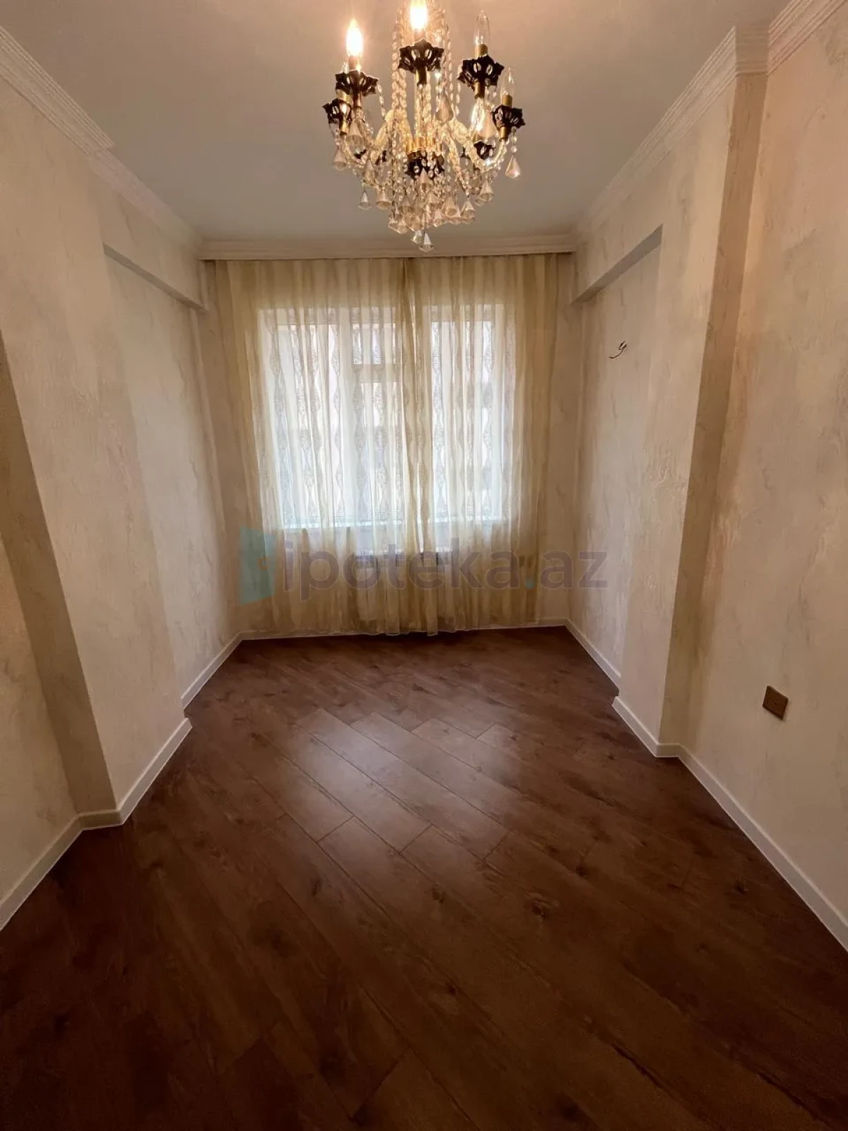 Satılır 2 otaqlı yeni tikili 70 m²