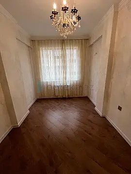 Satılır 2 otaqlı yeni tikili 70 m²