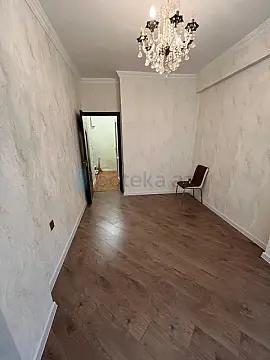 Satılır 2 otaqlı yeni tikili 70 m²