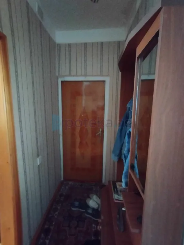 Satılır 2 otaqlı köhnə tikili 45 m²