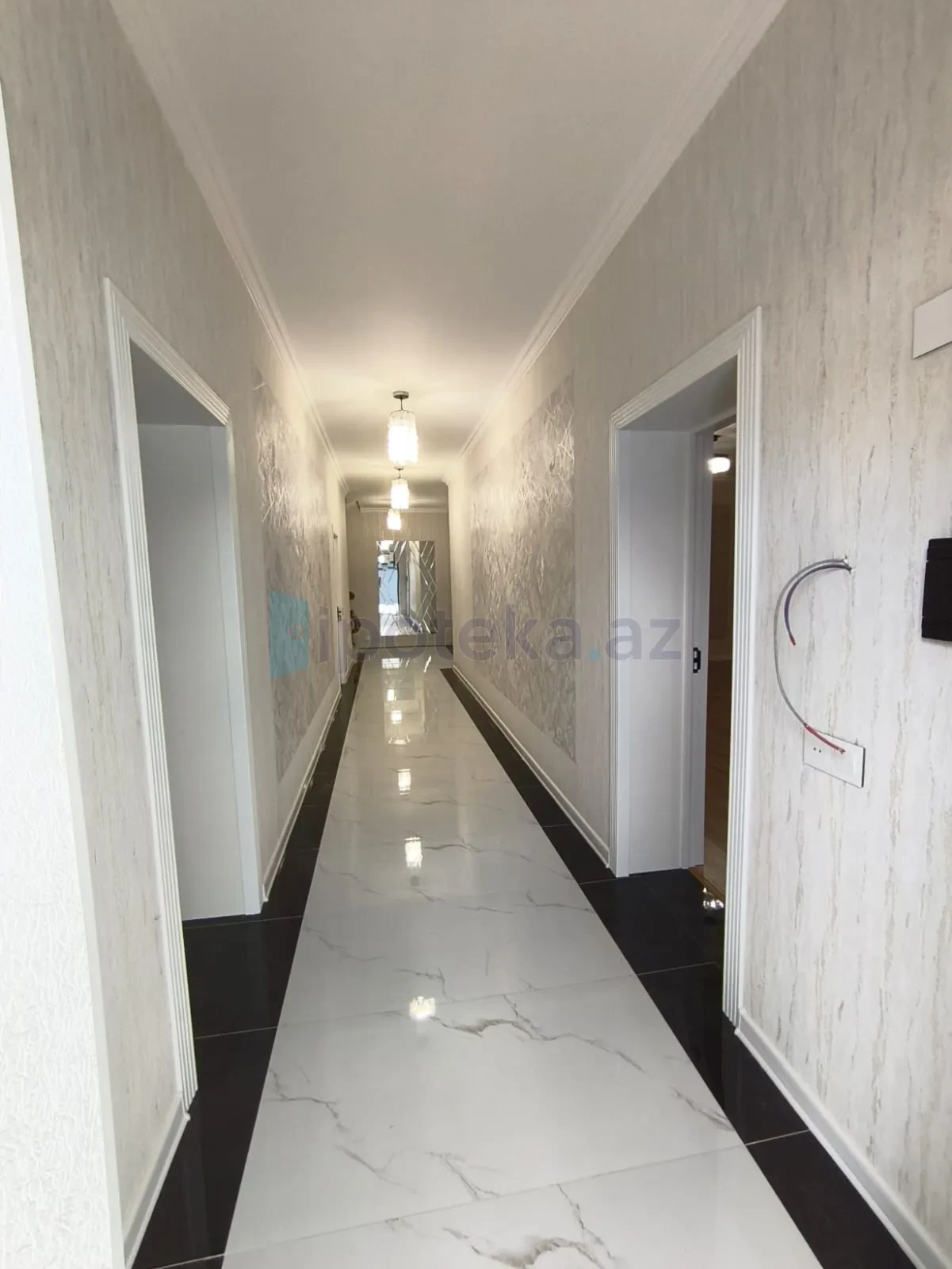 Satılır 6 otaqlı həyət evi 250 m²