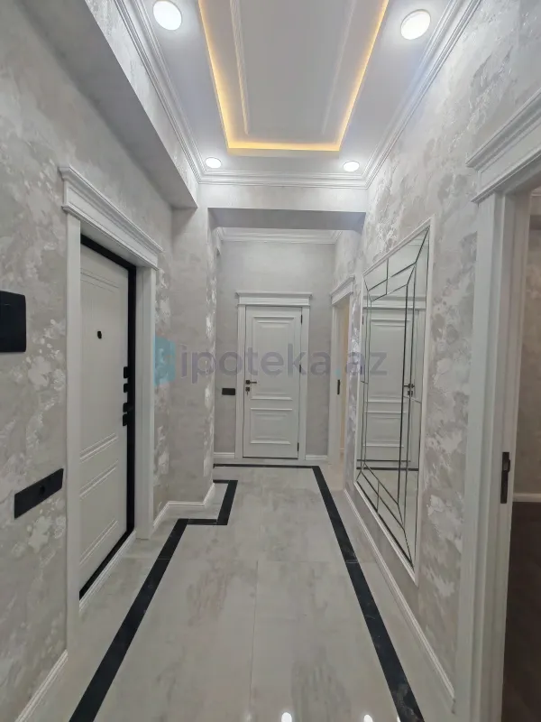 Satılır 2 otaqlı yeni tikili 70 m²