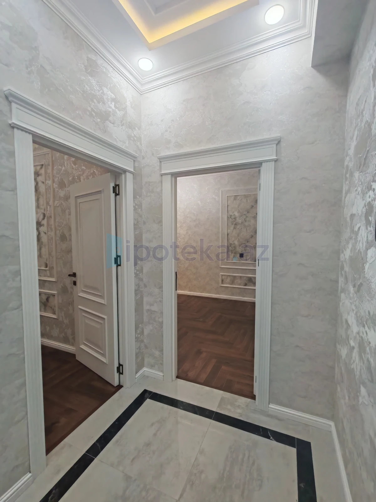 Satılır 2 otaqlı yeni tikili 70 m²