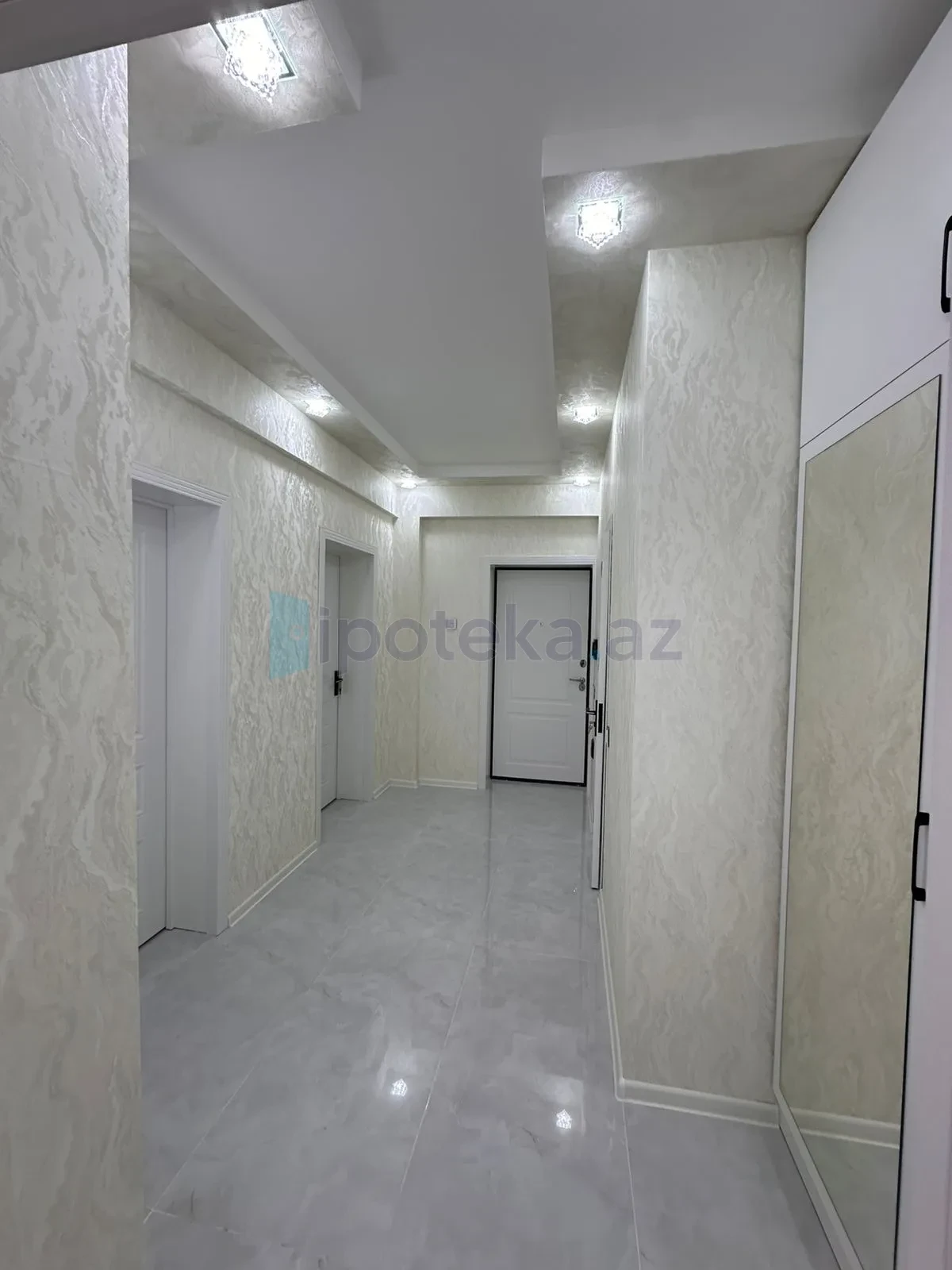 Satılır 3 otaqlı yeni tikili 61 m²