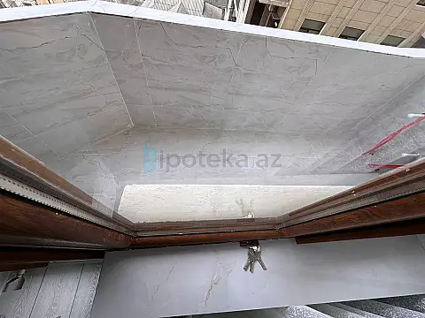 Satılır 3 otaqlı yeni tikili 61 m²