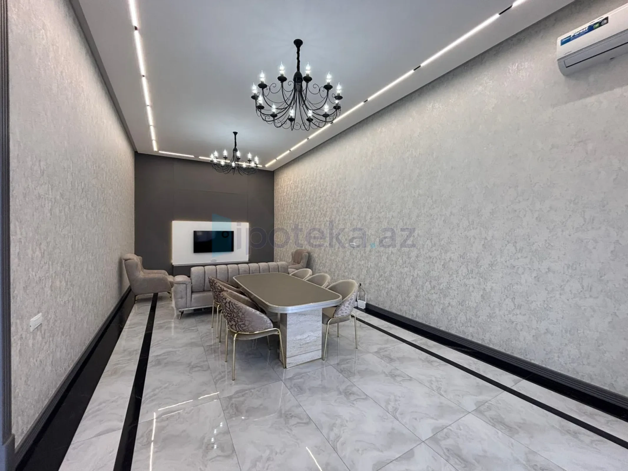 Satılır 4 otaqlı mənzil 200 m²