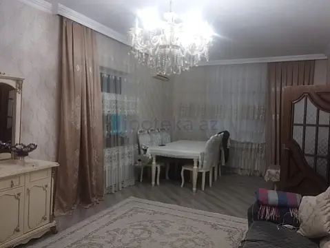 Satılır 5 otaqlı həyət evi 220 m²