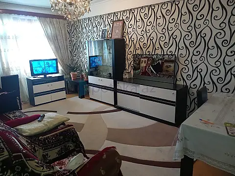 Satılır 3 otaqlı köhnə tikili 80 m² — Bakı, Köhnə Günəşli 3 otaq 80.00 m²