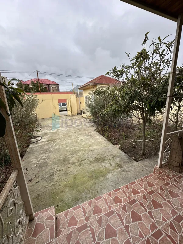 Satılır 2 otaqlı həyət evi 90 m²