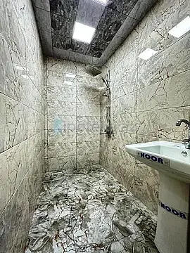 Satılır 2 otaqlı köhnə tikili 65 m²