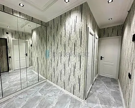 Satılır 2 otaqlı köhnə tikili 65 m²