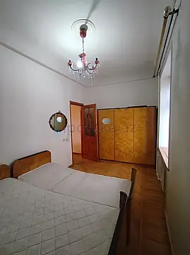 Satılır 2 otaqlı köhnə tikili 45 m²