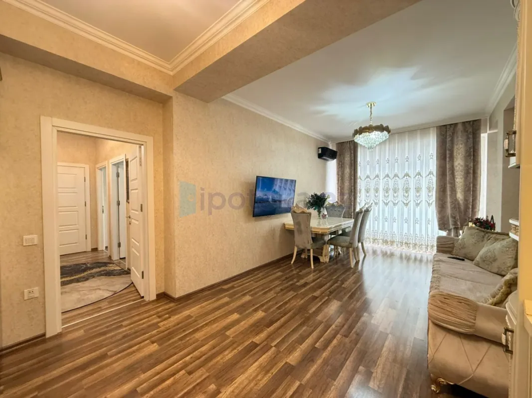 Satılır 3 otaqlı yeni tikili 72 m²