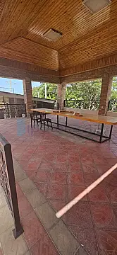 Satılır 8 otaqlı həyət evi 350 m²