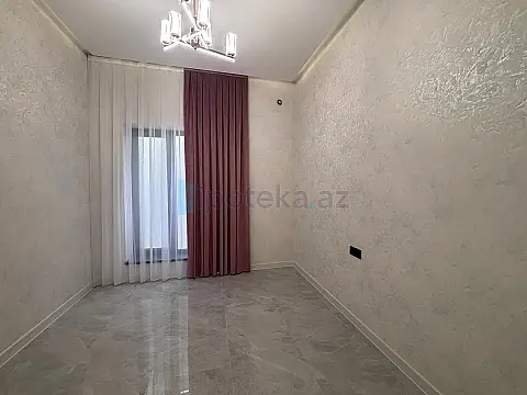 Satılır 4 otaqlı mənzil 155 m²