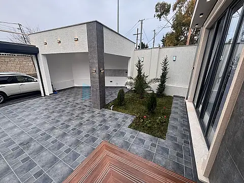 Satılır 4 otaqlı mənzil 155 m²