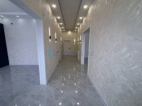 Satılır 4 otaqlı mənzil 155 m²