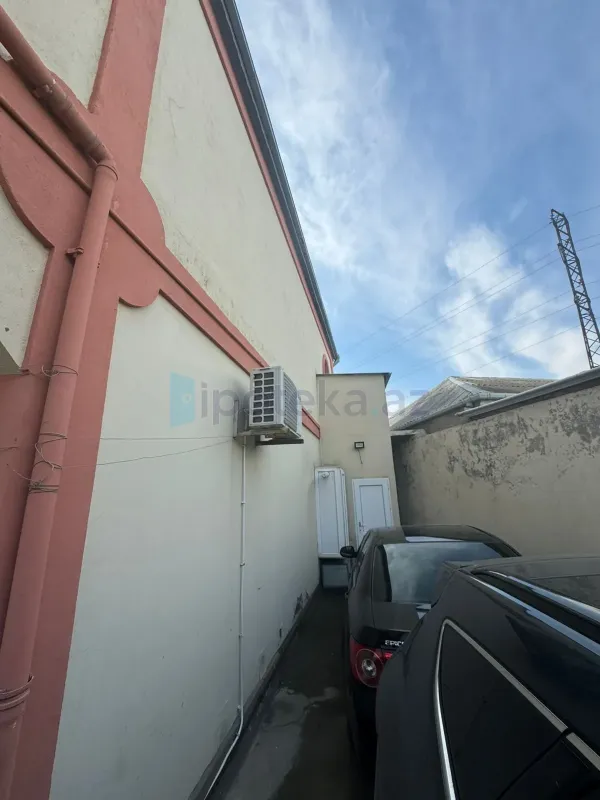 Satılır 7 otaqlı həyət evi 175.2 m²