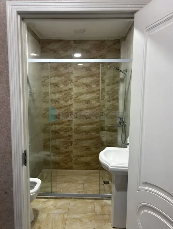 Satılır 2 otaqlı yeni tikili 104 m²