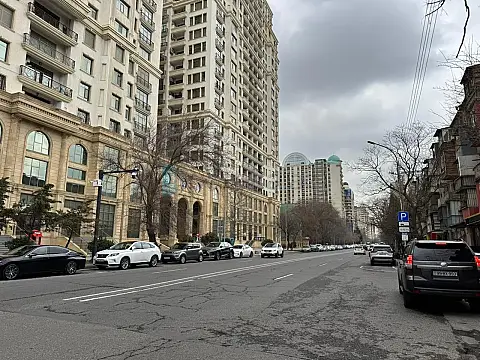 Satılır 1 otaqlı köhnə tikili 35 m² — Bakı, Yasamal 1 otaq 35.00 m²