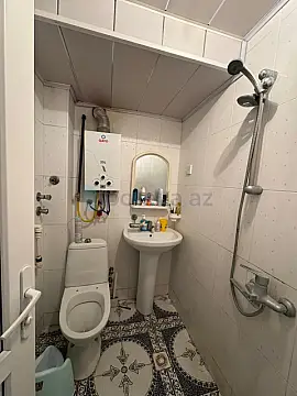 Satılır 1 otaqlı köhnə tikili 35 m²