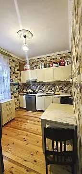 Satılır 4 otaqlı həyət evi 100 m²