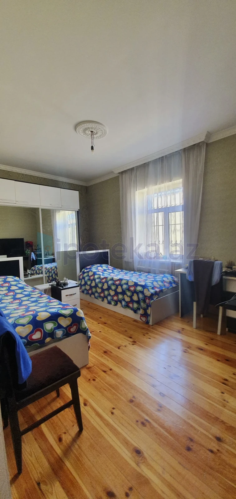 Satılır 4 otaqlı həyət evi 100 m²