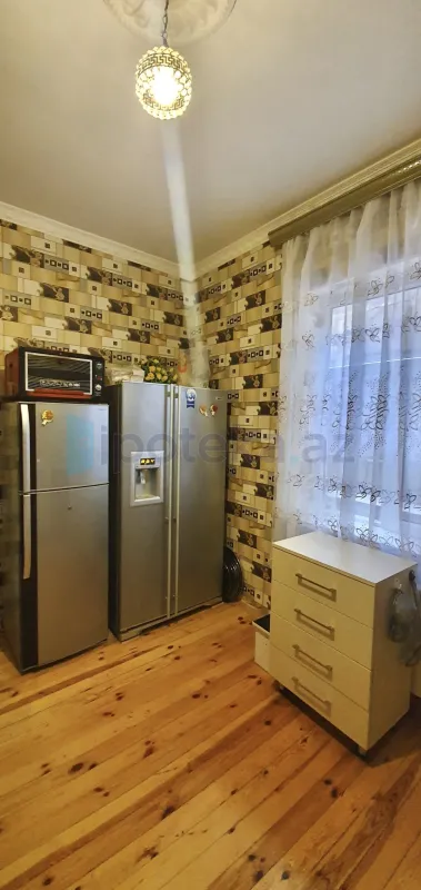 Satılır 4 otaqlı həyət evi 100 m²