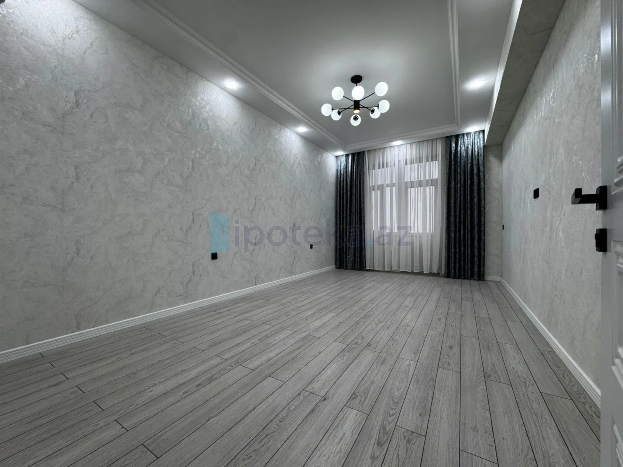 Satılır 3 otaqlı yeni tikili 98 m²
