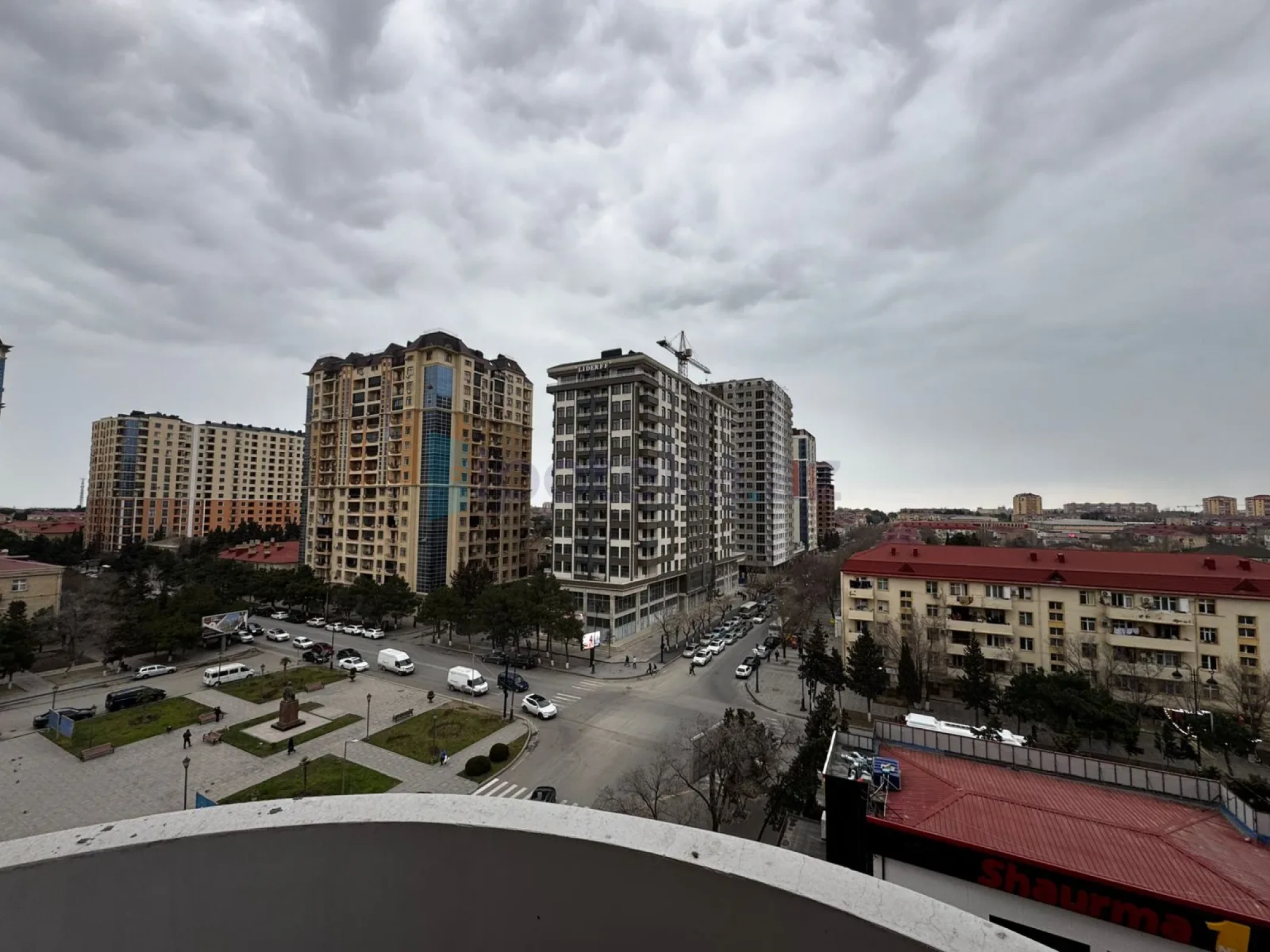 Satılır 3 otaqlı yeni tikili 98 m²