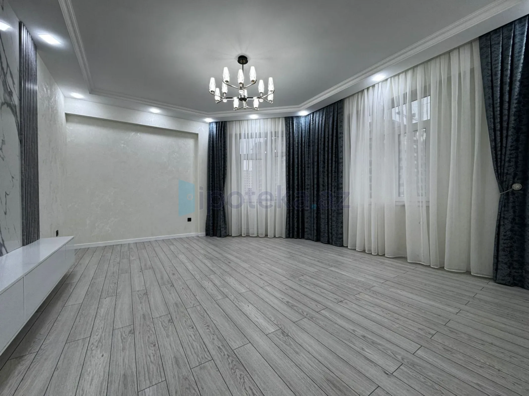 Satılır 3 otaqlı yeni tikili 98 m²